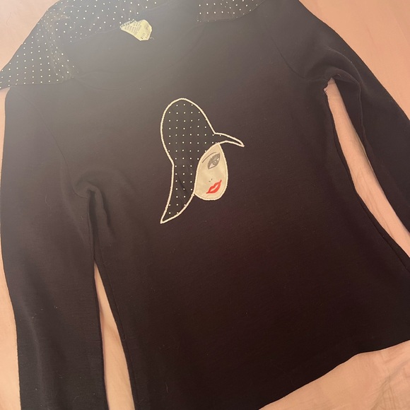 Black and White Polka Y2K Euro inspiredLong Sleeve Top with Artistic Face Design - Picture 5 of 5